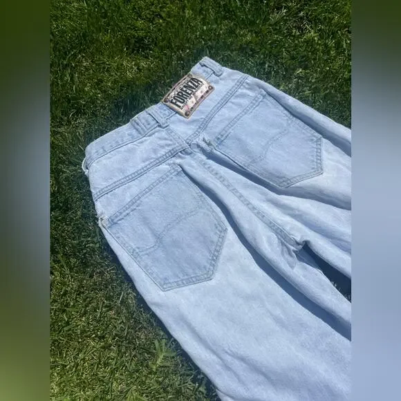 90s Vintage High Waisted Forenza Light Wash Jeans - Picture 6 of 13